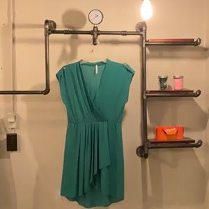 Hello miss green dress